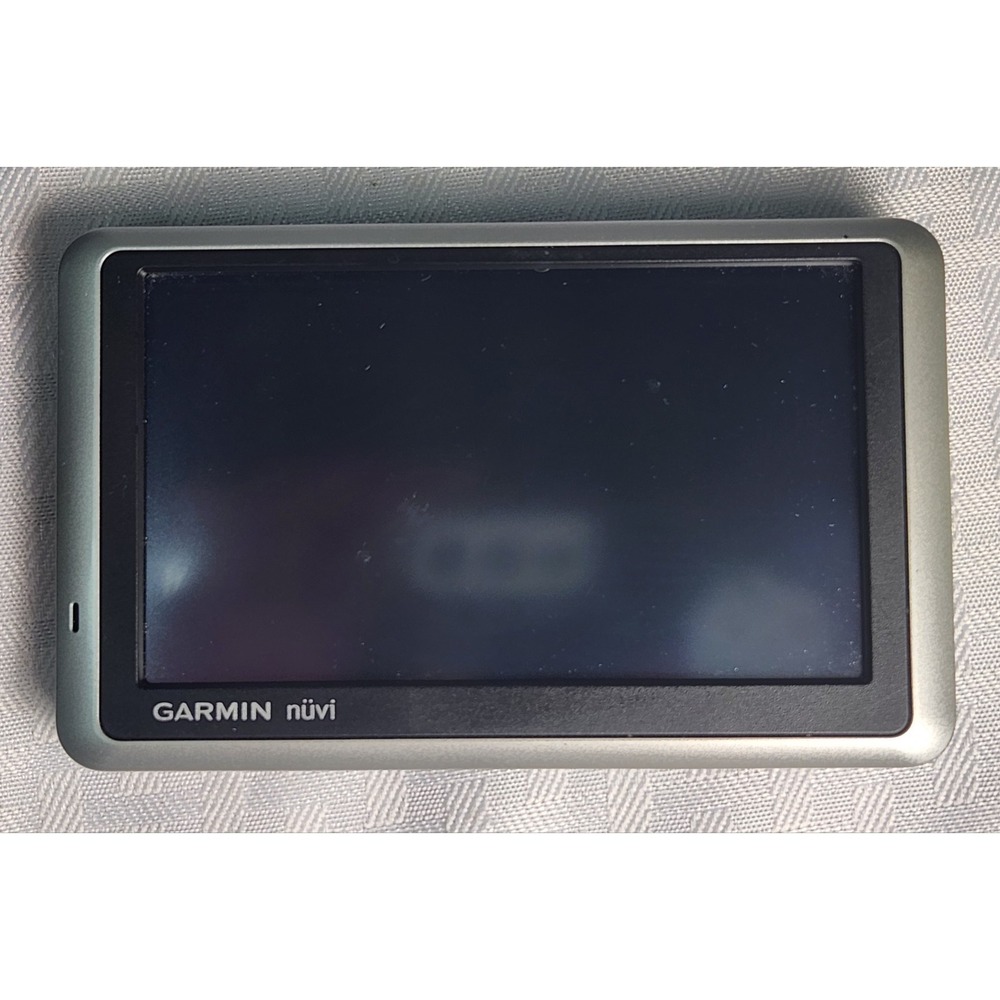 Garmin Nuvi 1350 Navigation GPS Auto Plug Excellent Condition